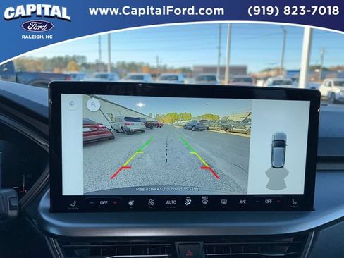 New 2026 Ford Escape SE FWD image 32
