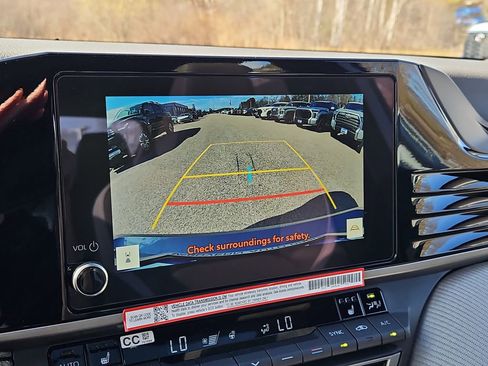 New 2026 Toyota Camry Hybrid image 8