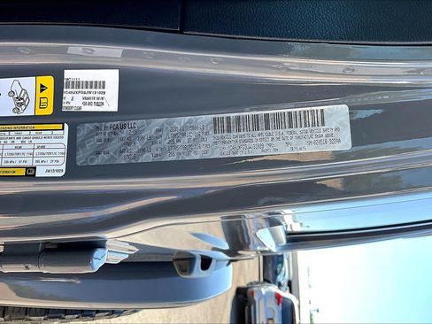Used 2018 Jeep Wrangler Unlimited Rubicon AWD/4WD image 33