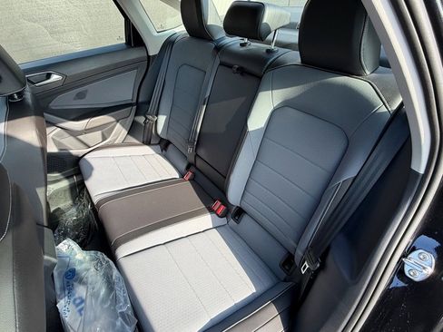 New 2025 Volkswagen Jetta SE image 18