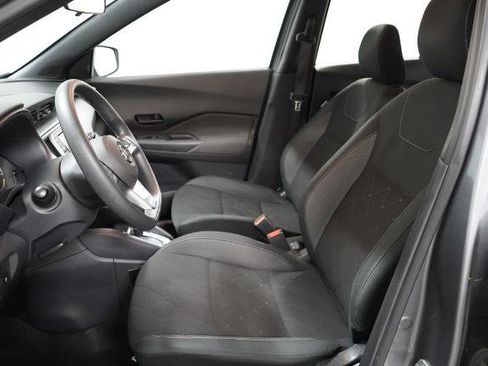 Used 2020 Nissan Kicks S FWD image 22