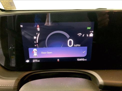 Used 2024 Buick Encore GX Avenir w/ Avenir Technology Package image 20