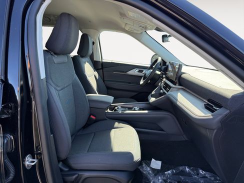 New 2026 Ford Explorer Active AWD/4WD image 19