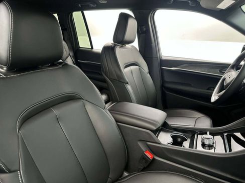 New 2025 Jeep Grand Cherokee Limited image 20