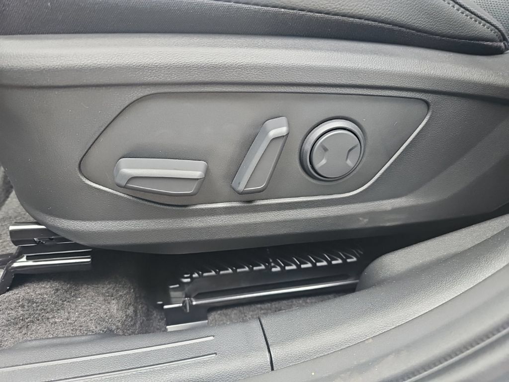 New 2026 Hyundai Tucson Limited AWD/4WD image 15