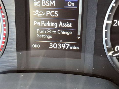 Used 2023 Lexus GX 460 Premium image 18