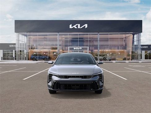 New 2025 Kia K4 GT-Line w/ GT-Line Sunroof Package image 2