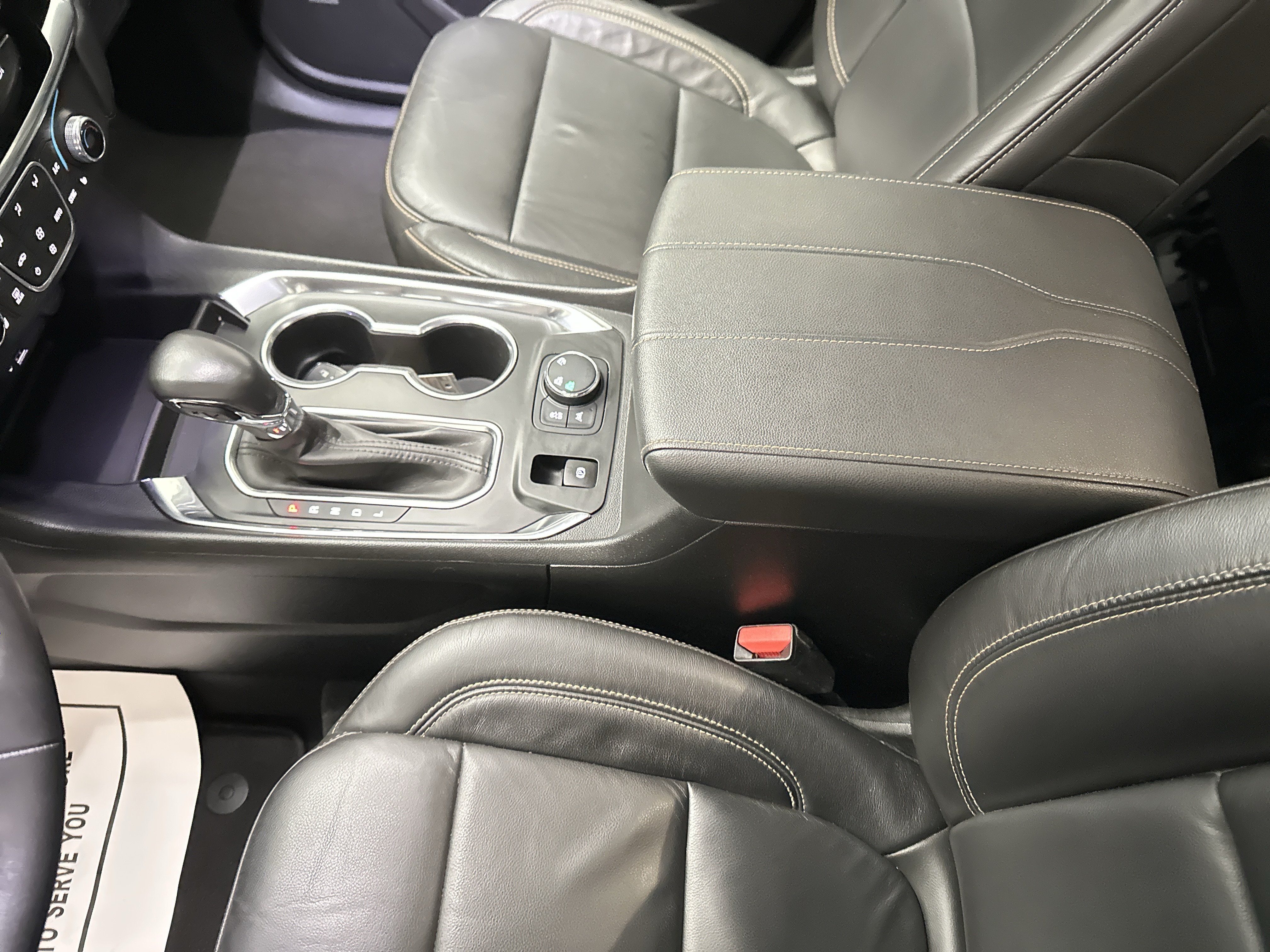 Used 2021 Chevrolet Traverse RS AWD/4WD image 42