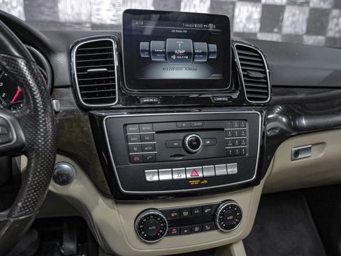 Used 2018 Mercedes-Benz GLE 350 image 24