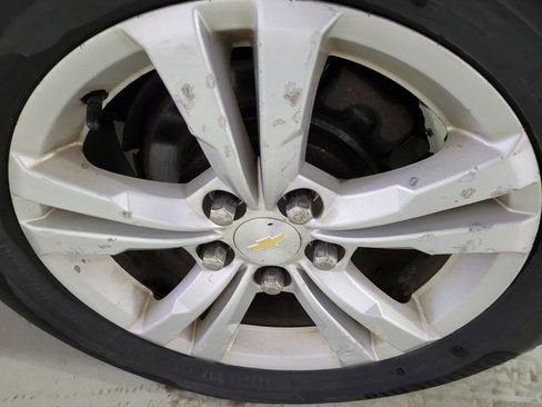 Used 2015 Chevrolet Equinox LS image 19