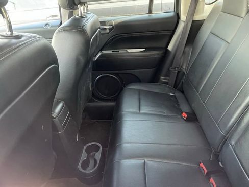 Used 2017 Jeep Compass High Altitude FWD image 4