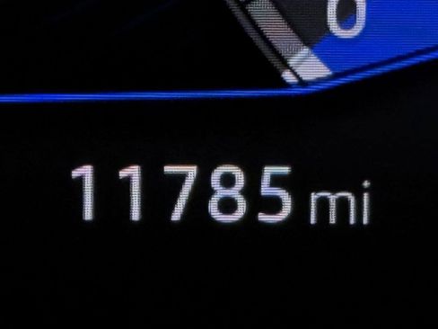 Used 2025 Volkswagen Taos S image 28