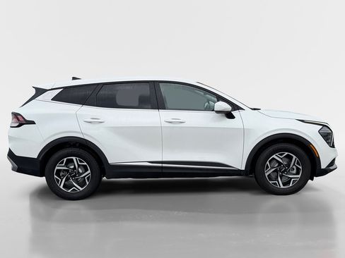 Used 2024 Kia Sportage LX FWD image 6