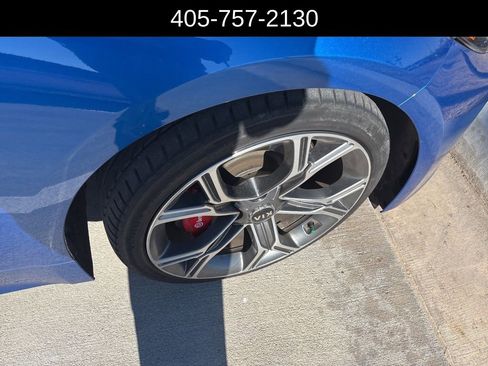 Used 2018 Kia Stinger GT2 w/ Paint Protection Package image 11