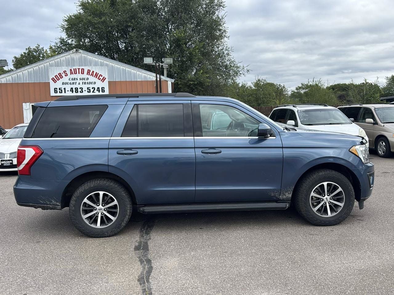 Used 2018 Ford Expedition XLT AWD/4WD image 4