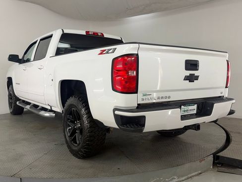 Used 2018 Chevrolet Silverado 1500 LT w/ All Star Edition AWD/4WD image 7