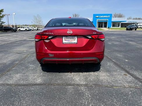 Used 2024 Nissan Sentra SV w/ Trunk Package image 6