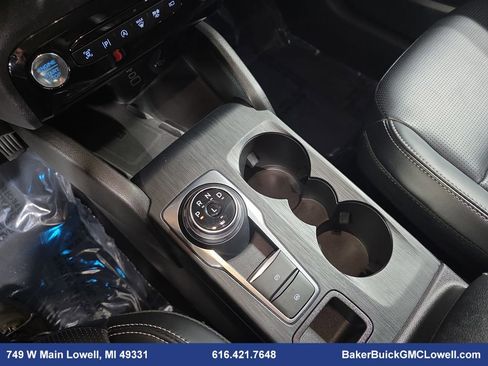 Used 2024 Ford Escape Platinum image 26