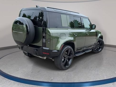 Certified 2026 Land Rover Defender 110 X-Dynamic SE AWD/4WD image 5