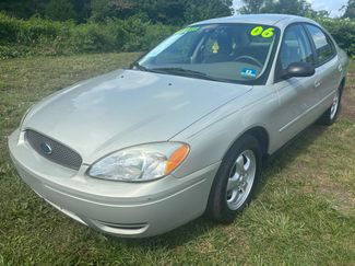 Used 2006 Ford Taurus SE FWD video 1