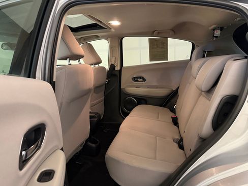 Used 2018 Honda HR-V EX image 22