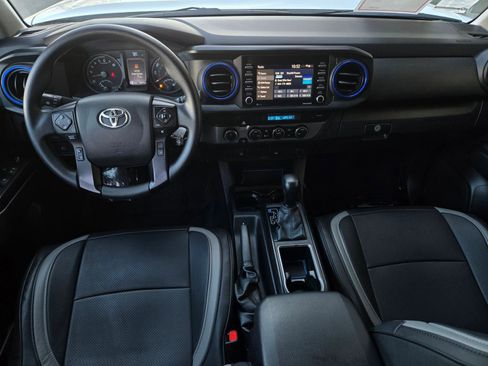 Certified 2022 Toyota Tacoma SR image 13