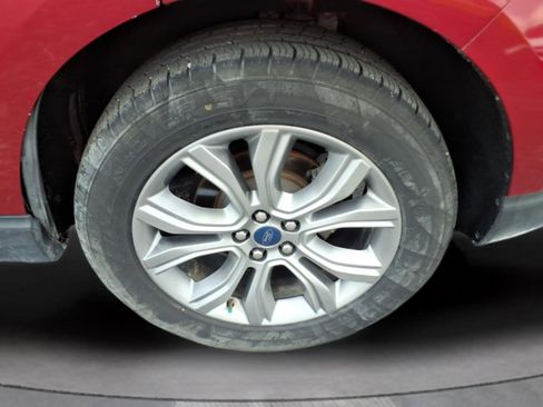 Used 2019 Ford Edge Titanium w/ Equipment Group 301A FWD image 30