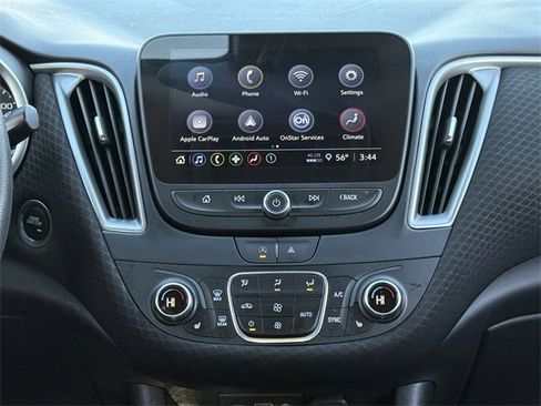 Used 2025 Chevrolet Malibu LT image 17