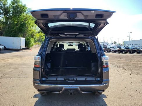 Used 2016 Toyota 4Runner Limited AWD/4WD image 28
