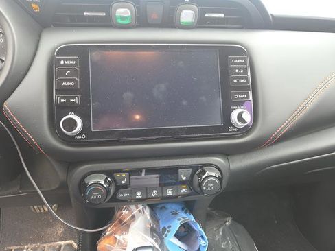 Used 2024 Nissan Kicks SR w/ SR Premium Package image 10