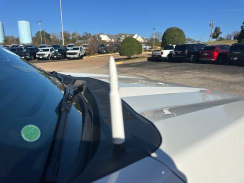 Used 2021 Ford F150 Lariat w/ Equipment Group 502A High image 22