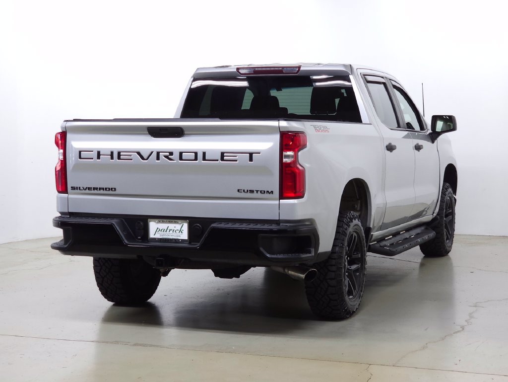 Used 2021 Chevrolet Silverado 1500 Custom Trail Boss w/ LPO, Dark Essentials Package AWD/4WD image 9