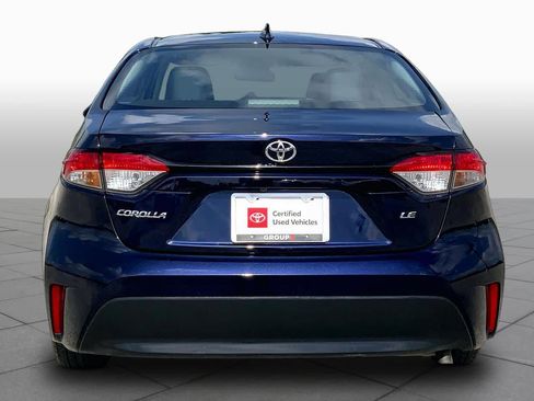 Used 2025 Toyota Corolla LE FWD image 5