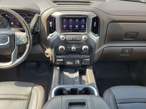 Used 2019 GMC Sierra 1500 Denali RWD image 15