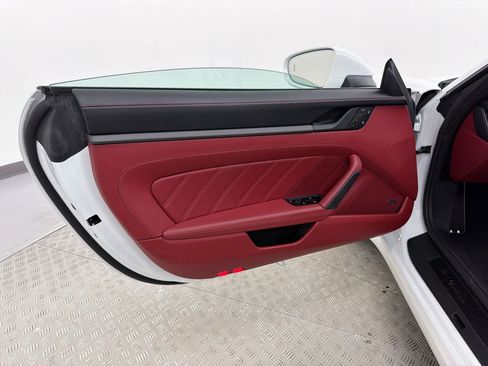 Certified 2026 Porsche 911 Targa 4 GTS AWD/4WD image 20