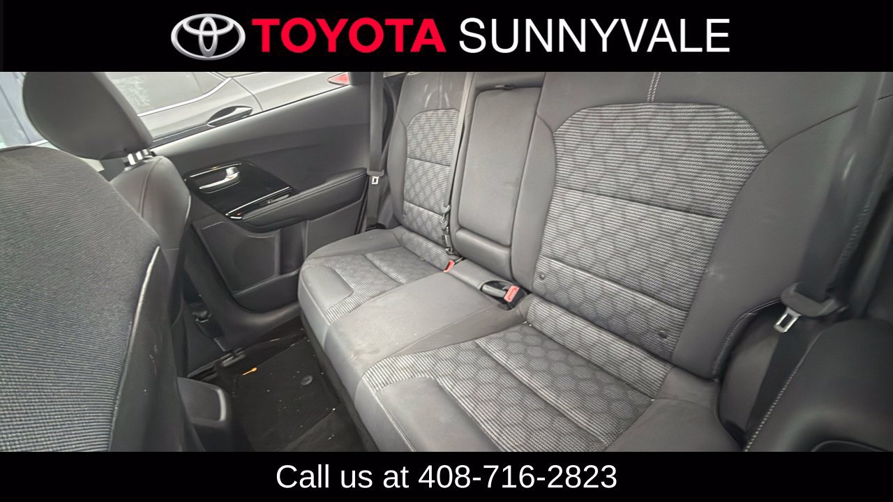 Used 2022 Kia Niro LXS w/ Digital Cluster Package FWD image 4