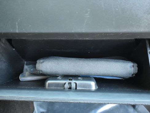 Used 2013 Ford F150 XLT w/ Luxury Equipment Group image 38