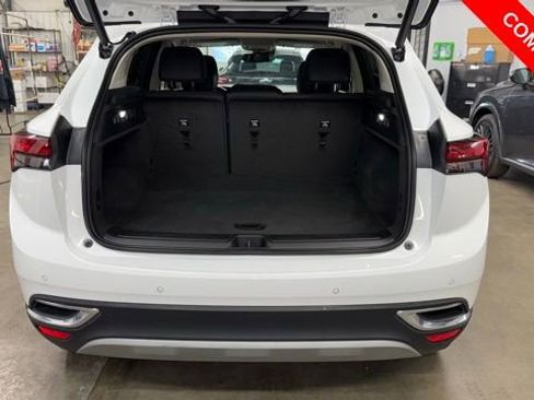 Used 2023 Buick Envision Preferred image 9