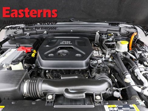 Used 2021 Jeep Wrangler Unlimited Sahara w/ Cold Weather Group image 7