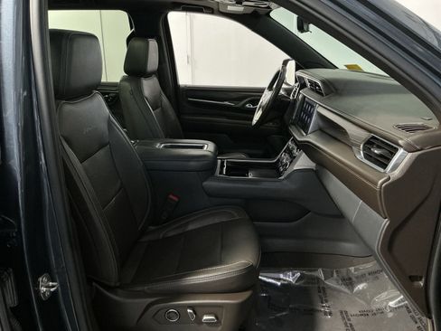 Used 2021 GMC Yukon Denali w/ Denali Premium Package AWD/4WD image 28