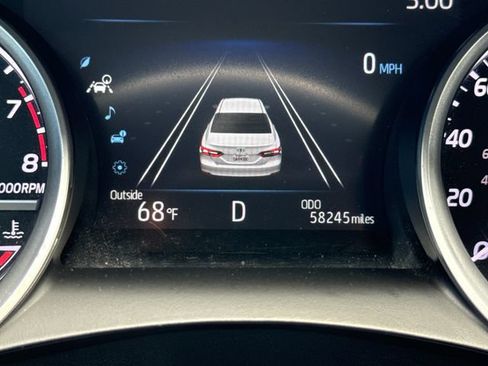 Used 2024 Toyota Camry XLE w/ Cold Weather Package FWD image 13