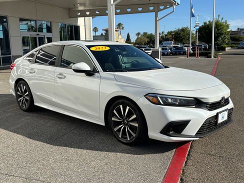 Used 2023 Honda Civic EX image 3