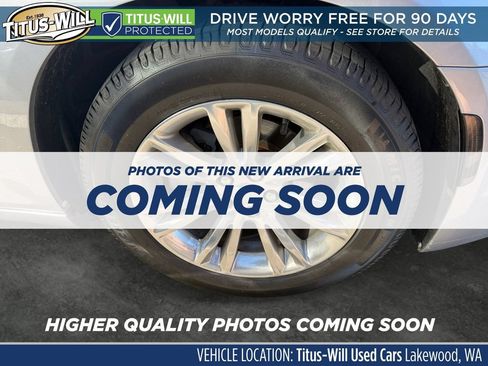 Used 2016 Chrysler 300 C RWD image 6