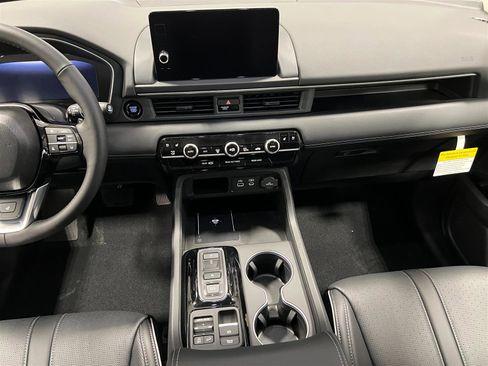 New 2025 Honda Pilot Elite image 20