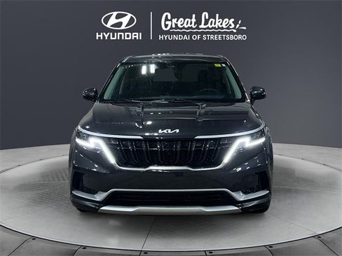 Used 2024 Kia Carnival LX image 8