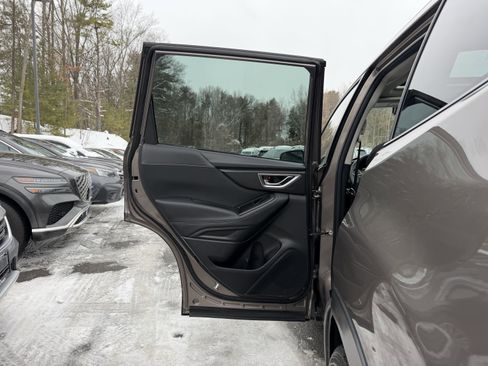 Used 2023 Subaru Forester Premium image 23