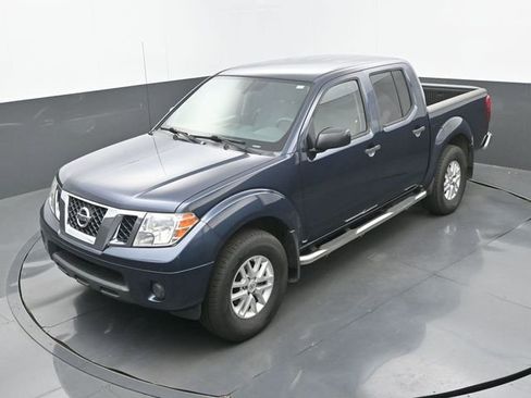 Used 2019 Nissan Frontier SV image 16