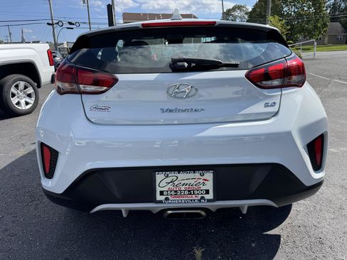 Used 2020 Hyundai Veloster 2.0 FWD image 6