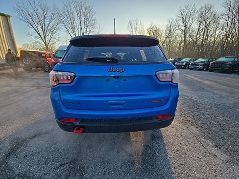 Used 2024 Jeep Compass Trailhawk image 6