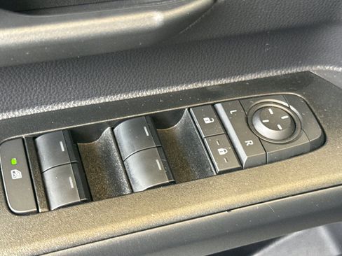 Certified 2025 Toyota 4Runner SR5 image 14